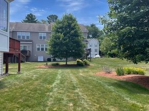61 Tulip Cir 61, Grafton MA 01560