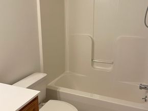 61 Tulip Cir 61, Grafton MA 01560