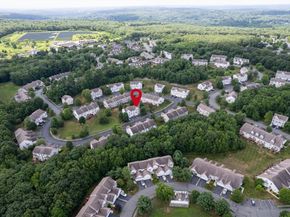 61 Tulip Cir 61, Grafton MA 01560
