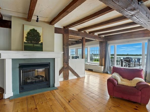672 Washington Street, Gloucester MA 01930