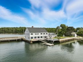 672 Washington Street, Gloucester MA 01930