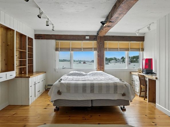 672 Washington Street, Gloucester MA 01930