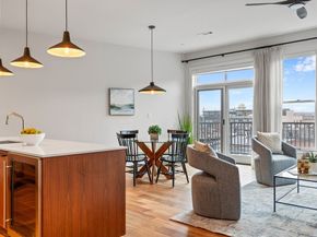 566 Columbus Ave 614, Boston MA 02118