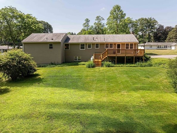 32 Eaton Road W, Framingham MA 01701