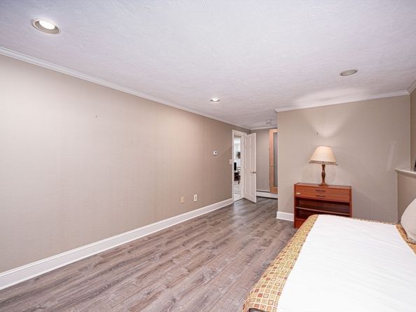 32 Eaton Road W, Framingham MA 01701