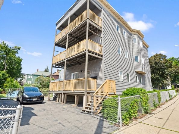159 Cowper St 3, Boston MA 02128