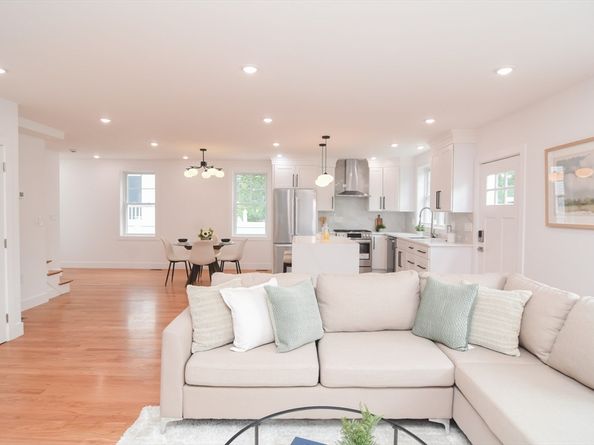73A Trowbridge St 73A, Belmont MA 02478