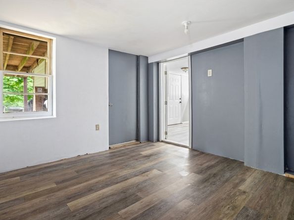 73 Ash St, Gardner MA 01440
