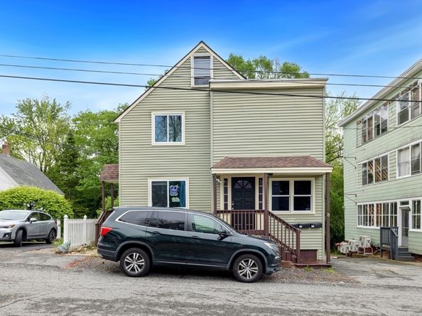 73 Ash St, Gardner MA 01440