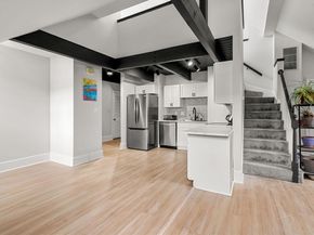 256 Lafayette St 3, Salem MA 01970