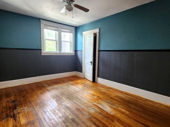132 Institute Rd, Worcester MA 01602