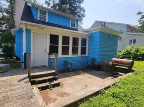 132 Institute Rd, Worcester MA 01602