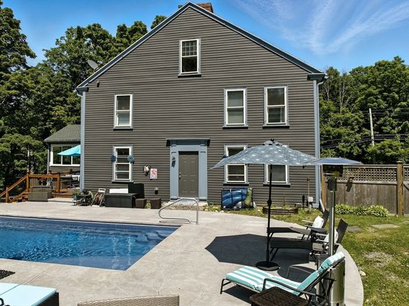180 Ash Street, Hopkinton MA 01748
