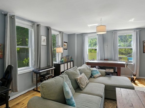 180 Ash Street, Hopkinton MA 01748