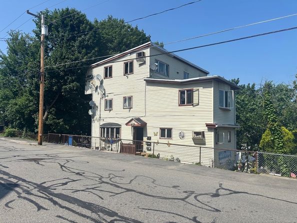55 Canton Street, Fitchburg MA 01420