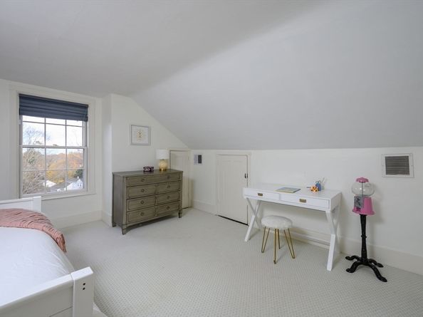 50 Lincoln Street, Hingham MA 02043