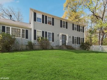 28 Myrtle St