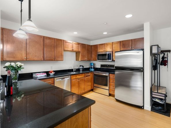 99 Chestnut Hill Avenue 212, Boston MA 02135