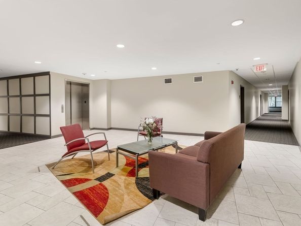 99 Chestnut Hill Avenue 212, Boston MA 02135