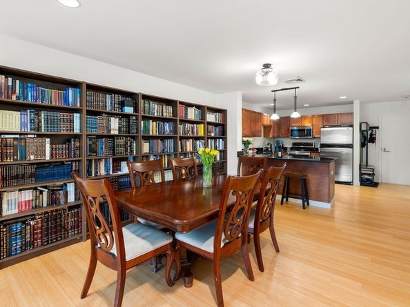 99 Chestnut Hill Avenue 212, Boston MA 02135