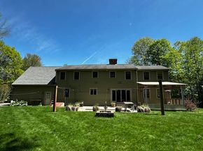 24 Manchaug Rd, Sutton MA 01590