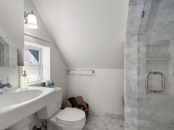 32 Richardson St, Somerville MA 02145