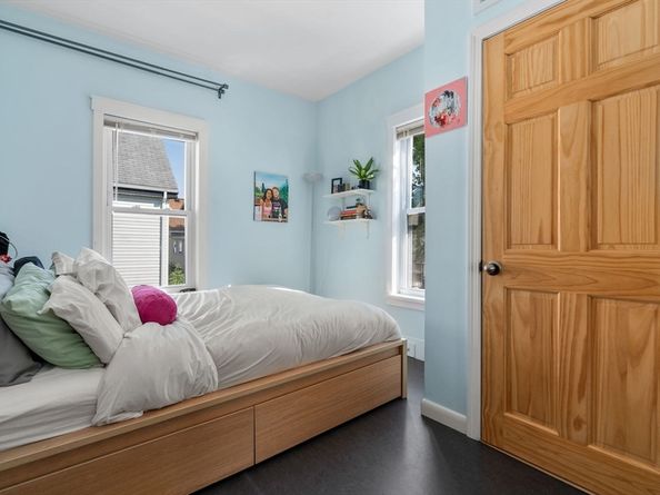 32 Richardson St, Somerville MA 02145