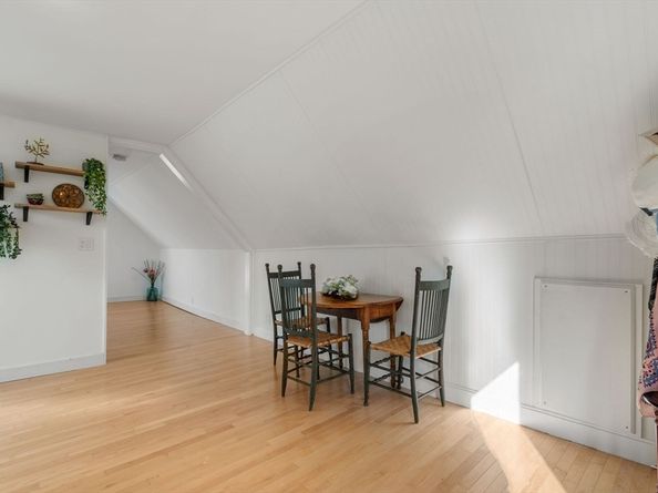 32 Richardson St, Somerville MA 02145