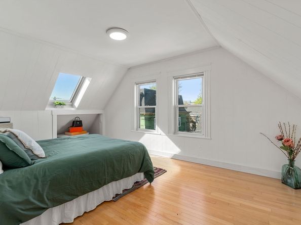 32 Richardson St, Somerville MA 02145