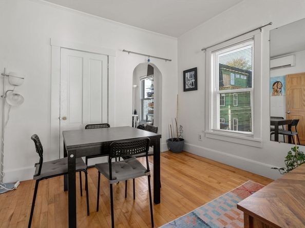 32 Richardson St, Somerville MA 02145