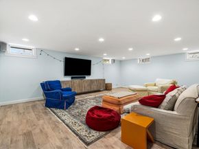 48 Candlewood Dr, Topsfield MA 01983