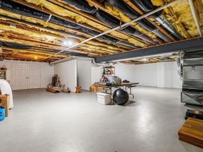48 Candlewood Dr, Topsfield MA 01983