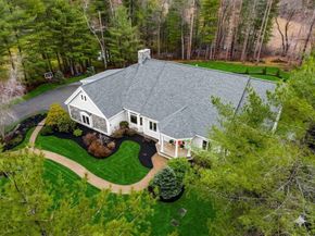 48 Candlewood Dr, Topsfield MA 01983