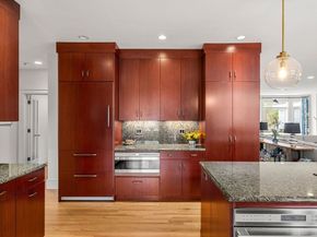 48 Candlewood Dr, Topsfield MA 01983