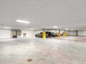 4 Stratton Dr 308, Woburn MA 01801