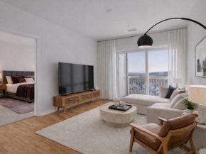 4 Stratton Dr 308, Woburn MA 01801