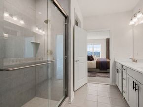4 Stratton Dr 308, Woburn MA 01801