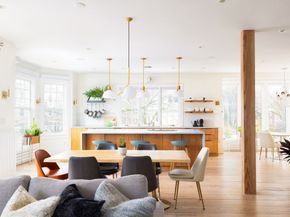 102 Fuller St 2, Brookline MA 02446