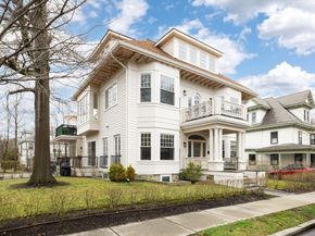 102 Fuller St 2, Brookline MA 02446