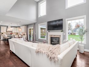 115 Oak Ave, Lunenburg MA 01462