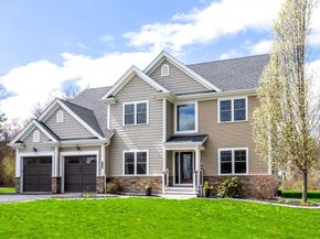 115 Oak Ave, Lunenburg MA 01462
