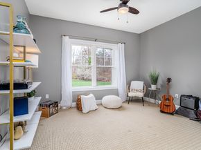 115 Oak Ave, Lunenburg MA 01462