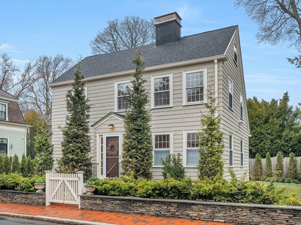 9 Kenway St, Cambridge MA 02138