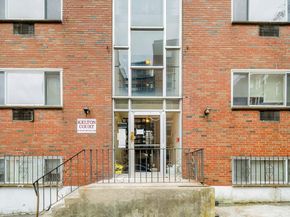 10 Scottfield Rd 34, Boston MA 02134