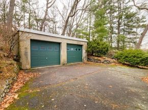 140 Pleasant St, Newton MA 02459