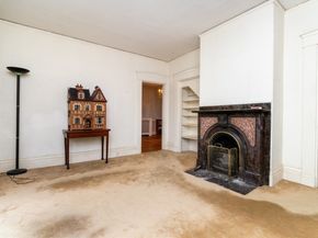 140 Pleasant St, Newton MA 02459