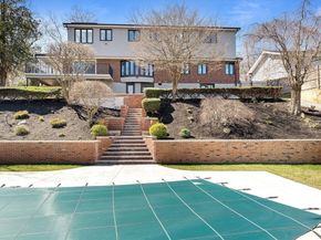 171 Shaw Rd, Brookline MA 02467