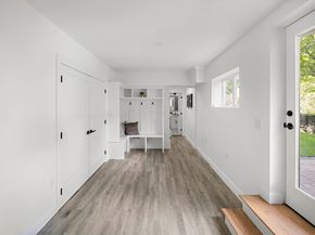 171 Shaw Rd, Brookline MA 02467