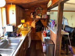 129 Commercial St, Whitman MA 02382