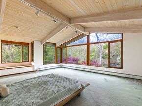 58 Solomon Pierce Rd, Lexington MA 02420